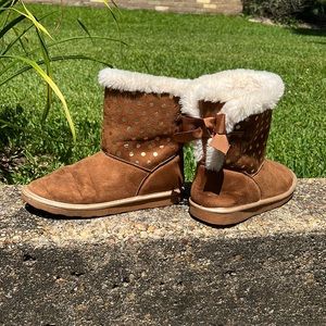 True Craft Girl’s Size 3 Rellie Fur Boots